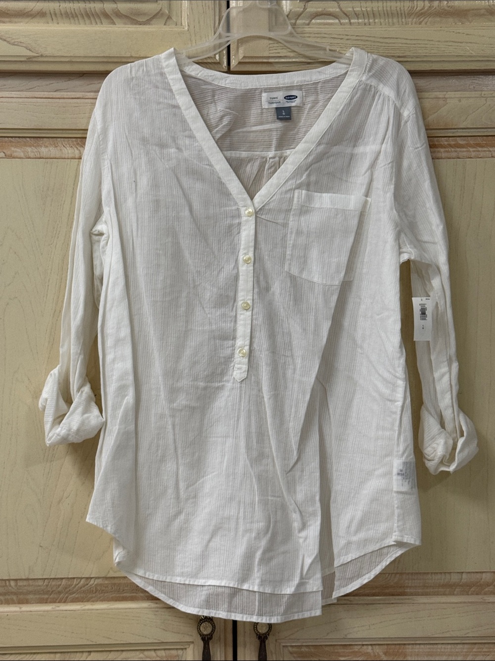 Old Navy White Button-Front V-Neck Tunic